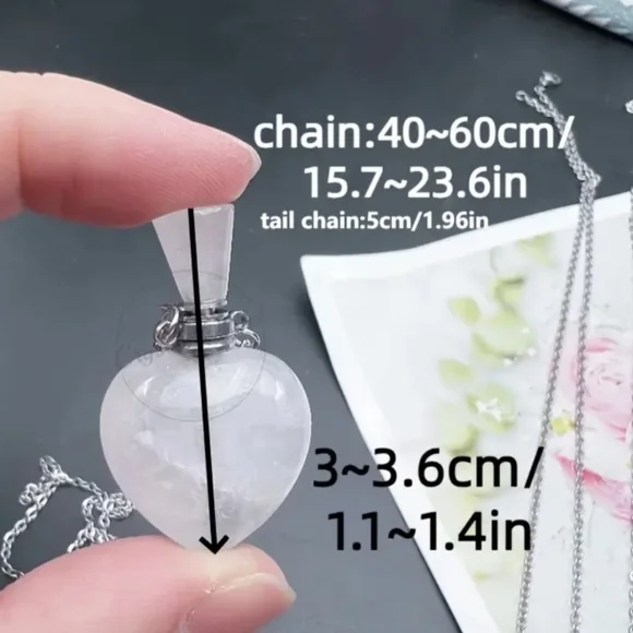 🩷🩷NEW🩷🩷 BEAUTIFUL!! Rose Quartz Heart Shape Perfume Bottle Necklace - Picture 2 of 12